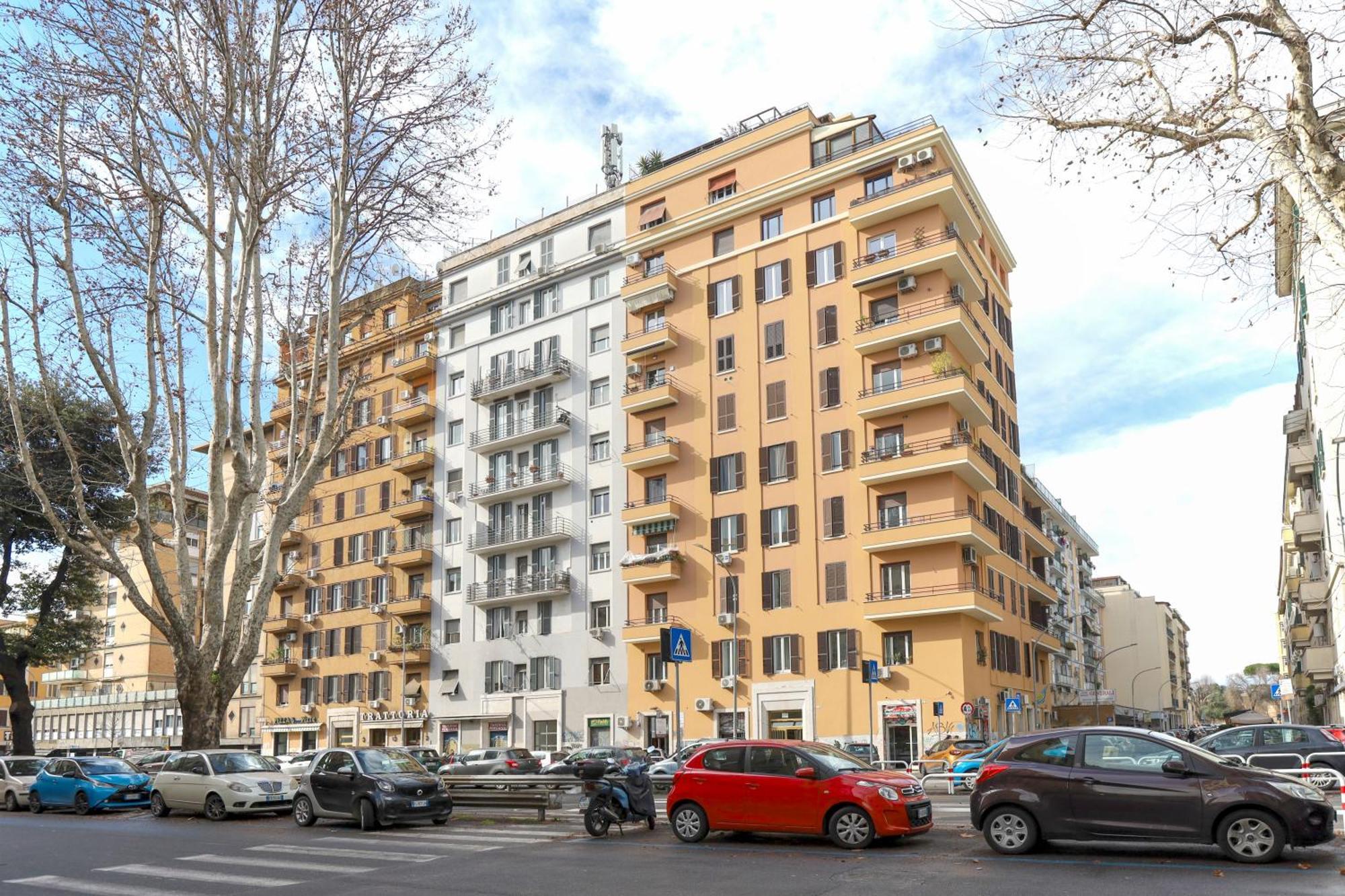 Piramide Deluxe Apartment Rome Exterior photo